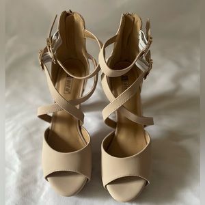 IDIFU Strappy Platform Heels